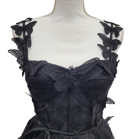 Djdj - Picture 2 of 12